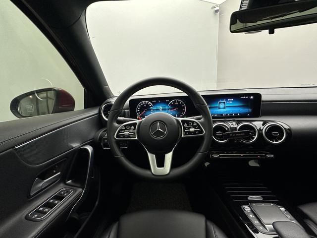 Mercedes-Benz A-Class 2020 thumb 11
