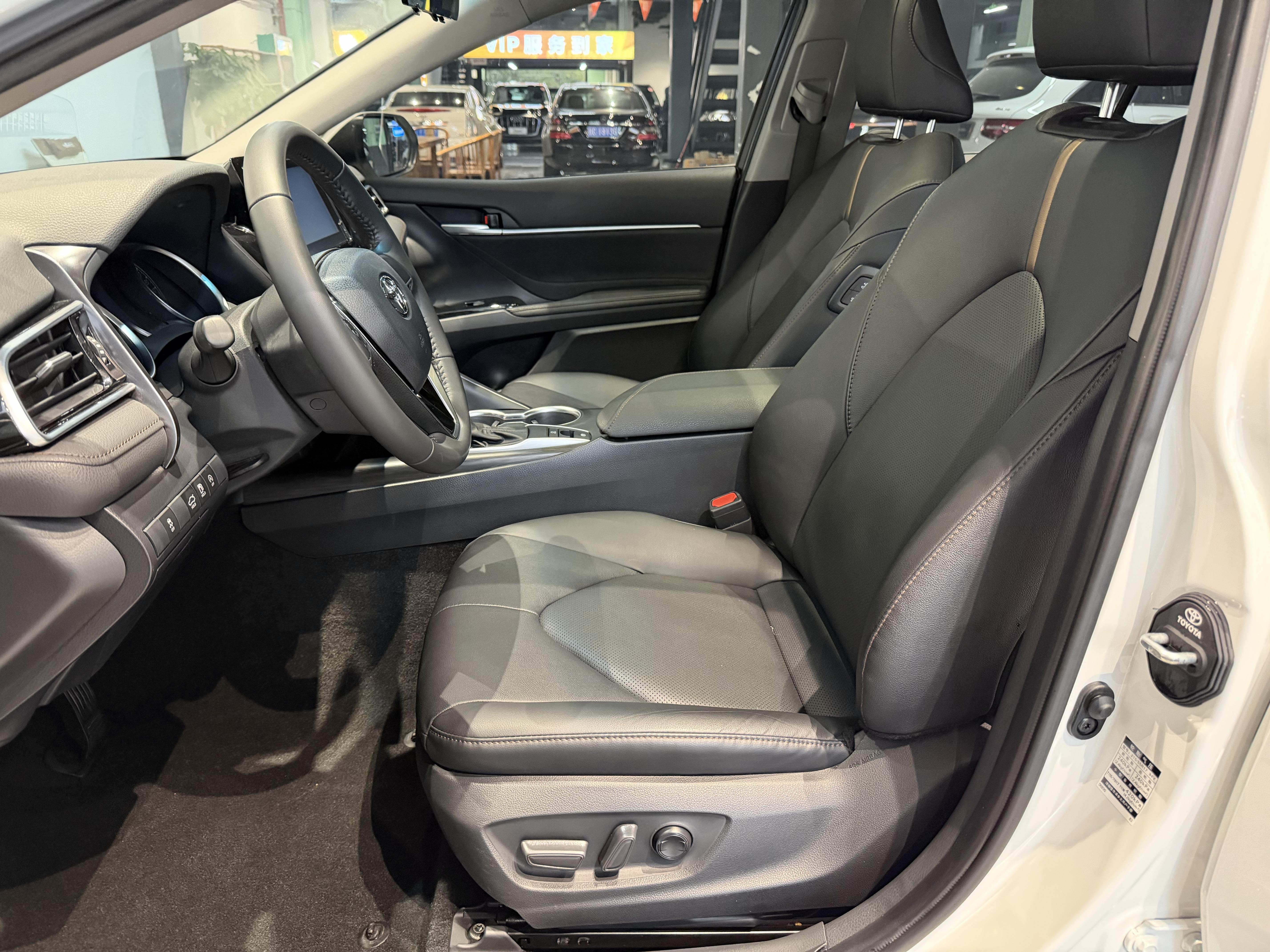 Toyota Camry 2022 thumb 12
