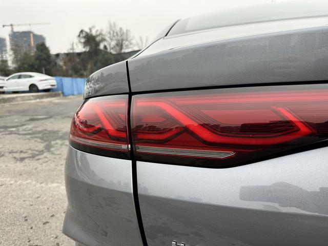 BYD Qin 2024 thumb 11