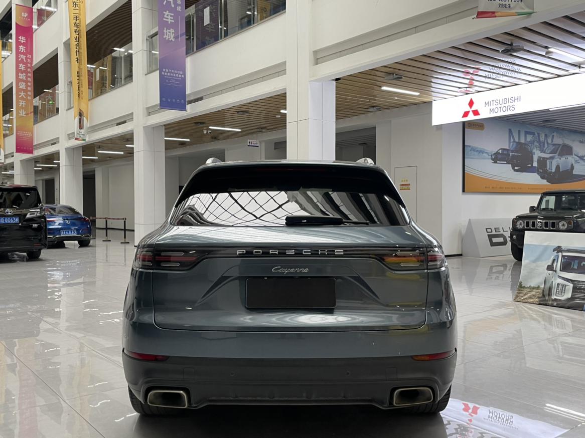 Porsche Cayenne 2018 thumb 4