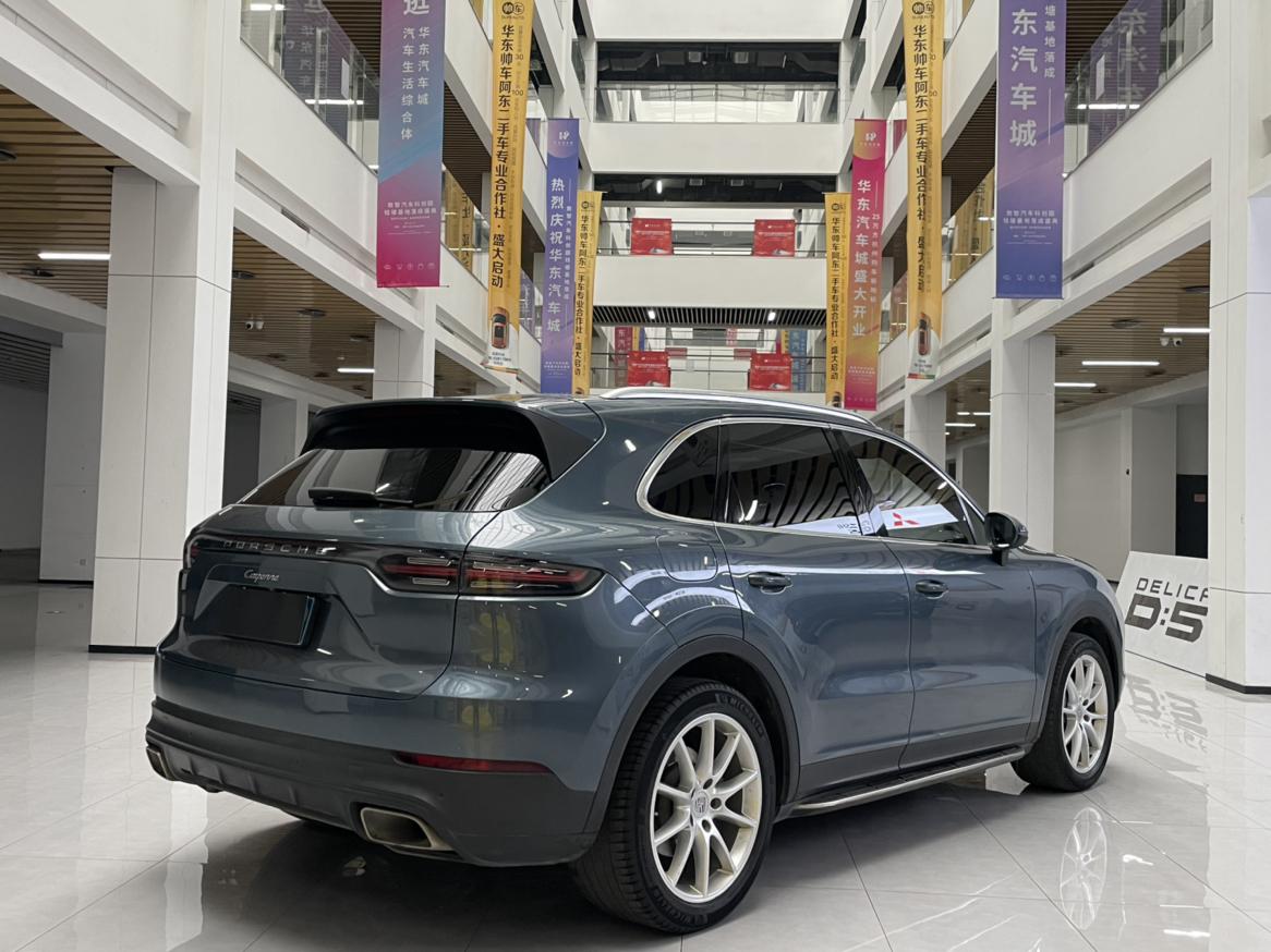 Porsche Cayenne 2018 thumb 5