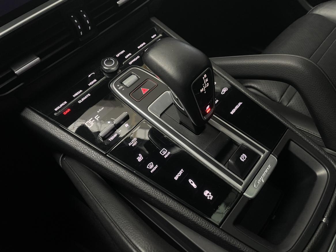 Porsche Cayenne 2018 thumb 10
