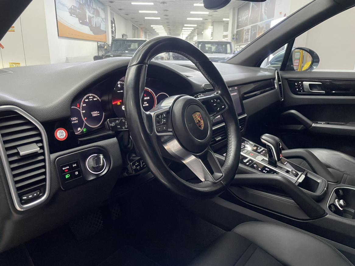 Porsche Cayenne 2018 thumb 11