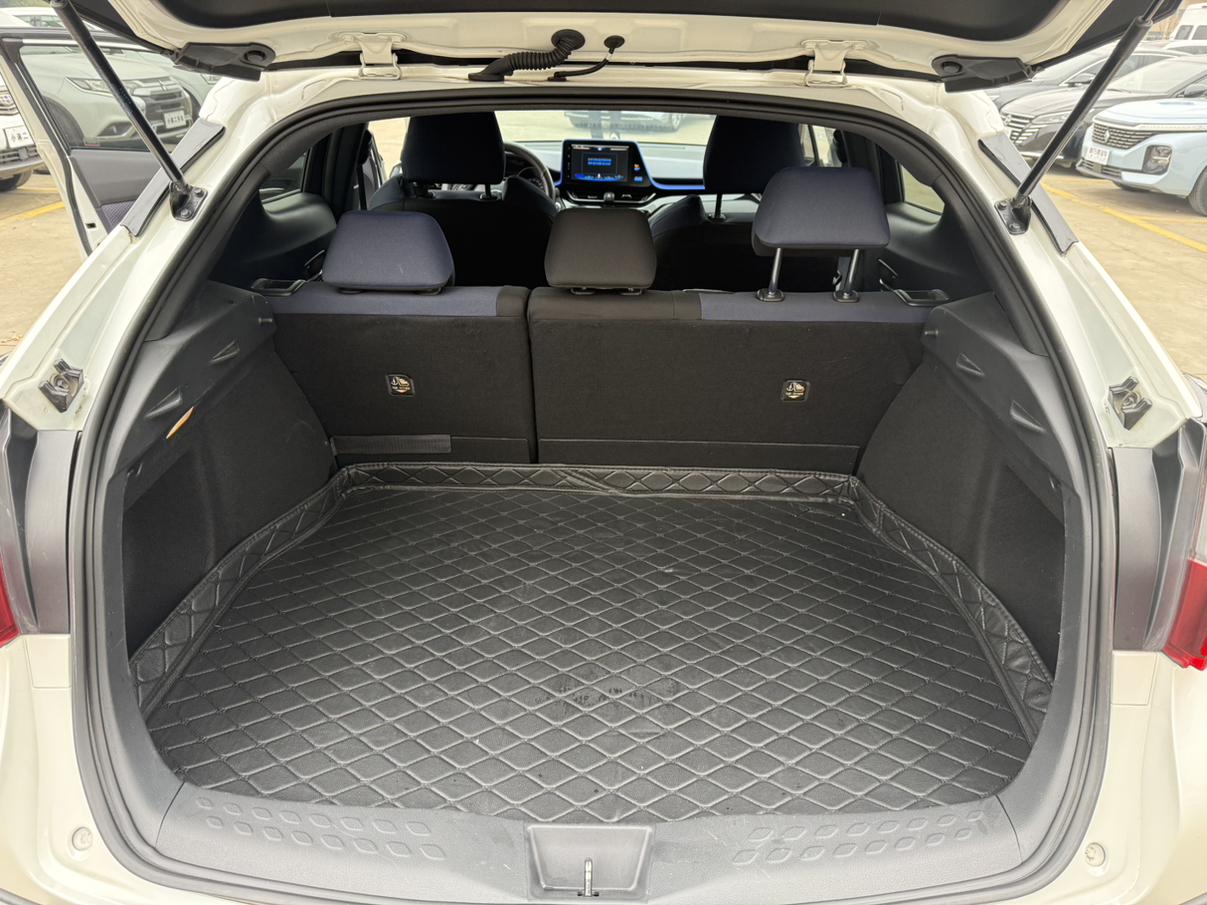 Toyota C-HR 2019 thumb 7