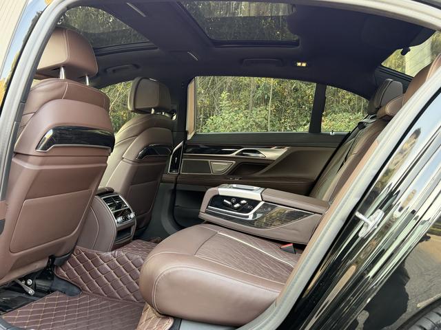 BMW 7 серии 2019 thumb 4
