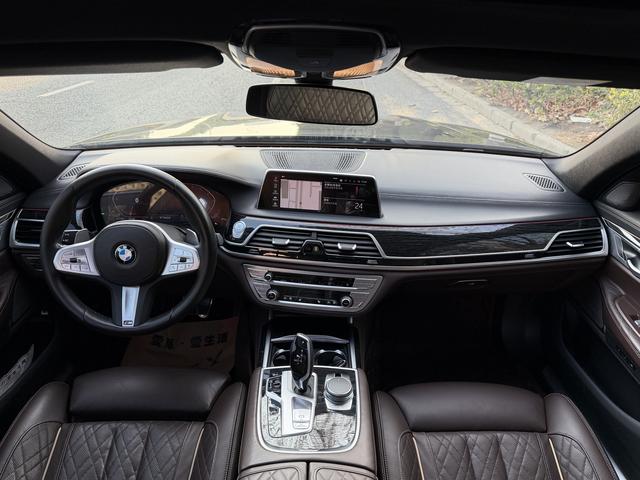 BMW 7 серии 2019 thumb 6