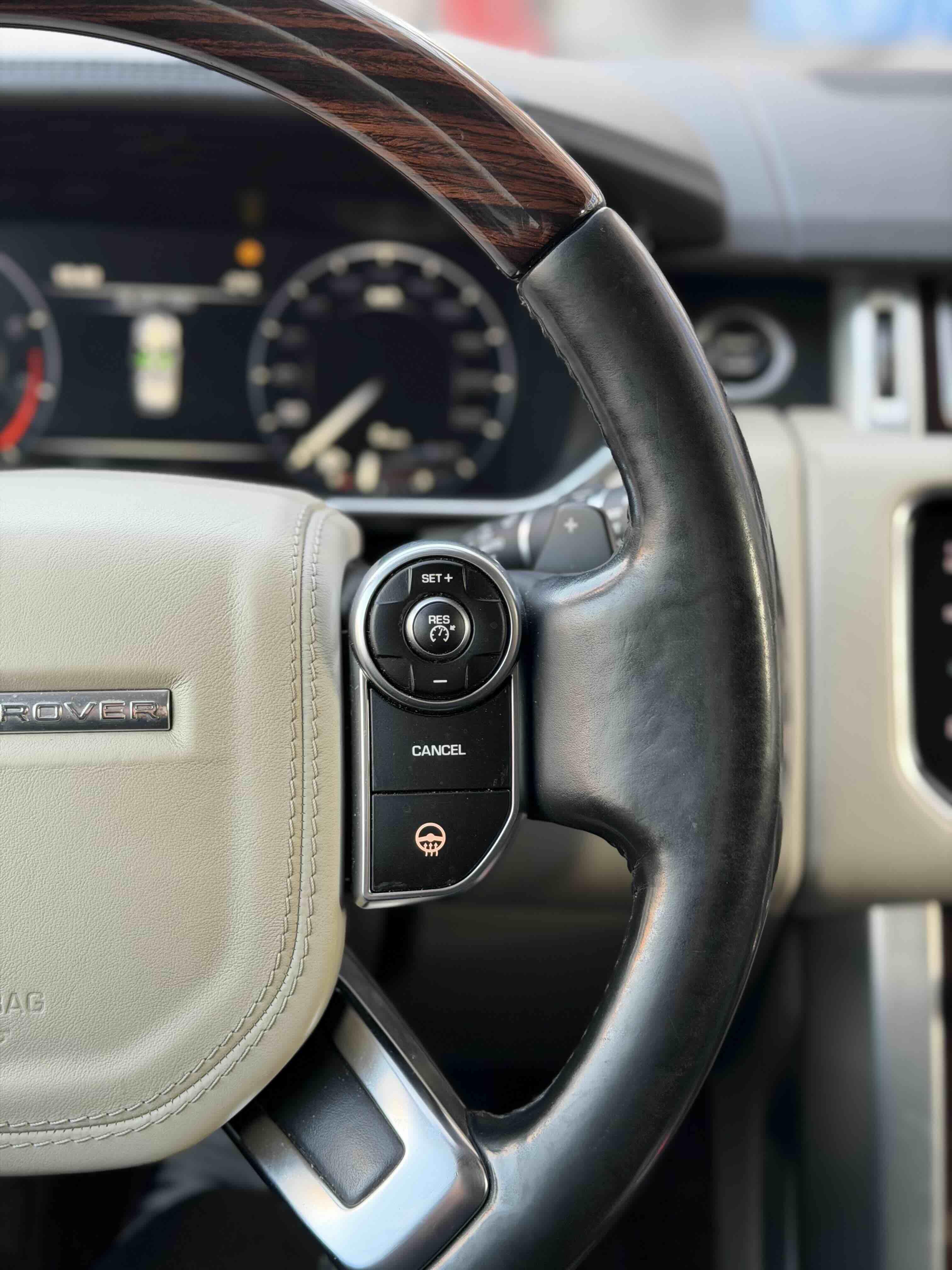 Land Rover Range Rover 2015 thumb 5