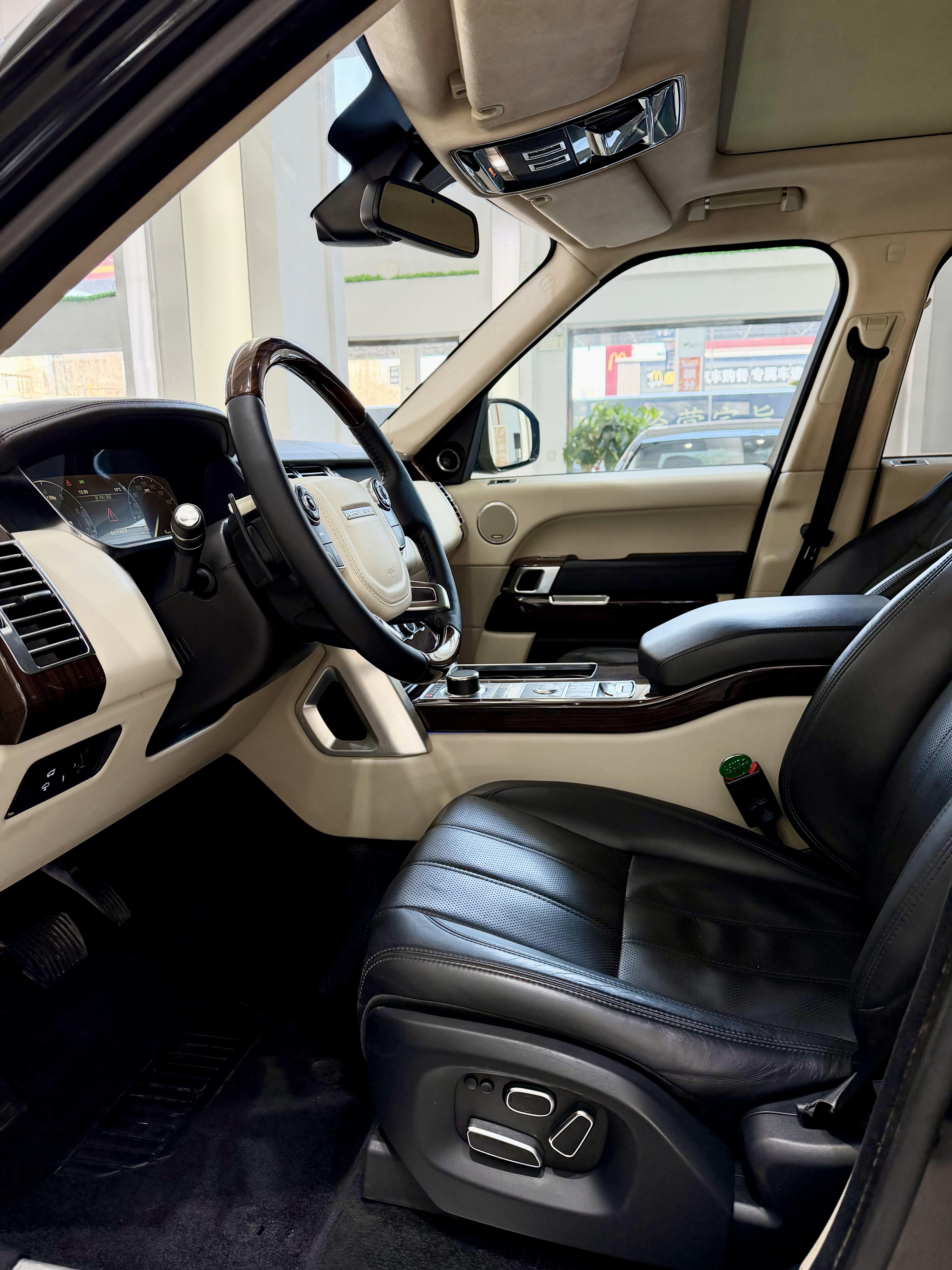 Land Rover Range Rover 2015 thumb 11