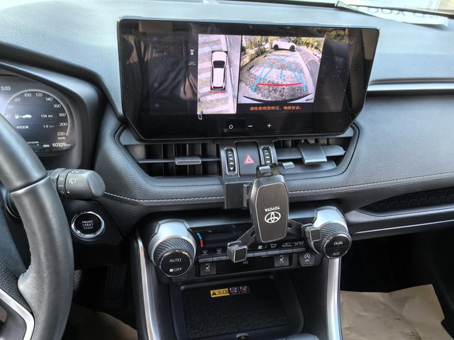 Toyota RAV4 2023 thumb 5