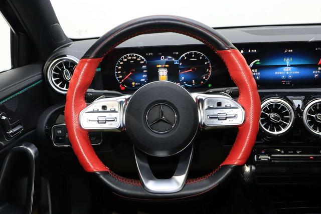 Mercedes-Benz A-Class 2022 thumb 8