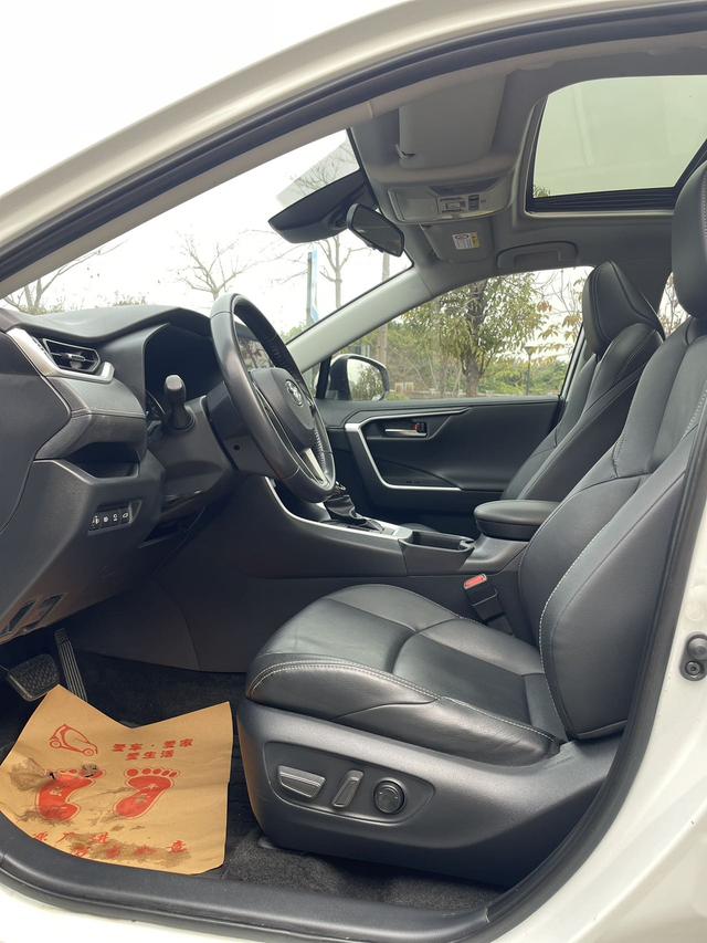 Toyota Wildlander 2022 thumb 4