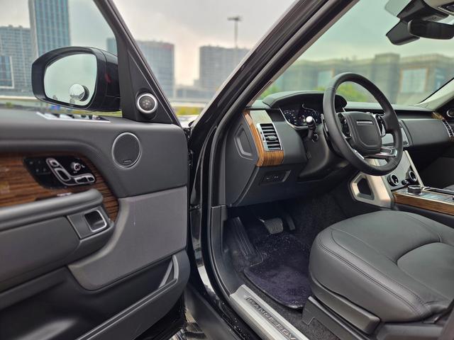Land Rover Range Rover 2019 thumb 4