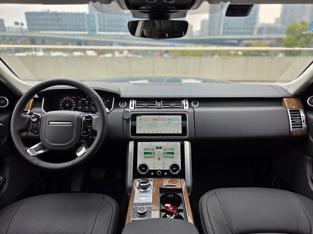 Land Rover Range Rover 2019 thumb 6