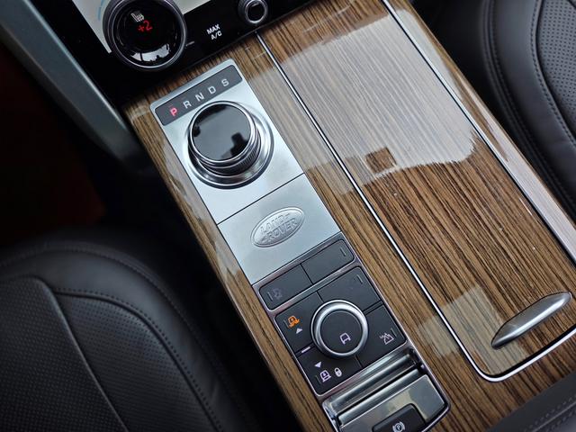 Land Rover Range Rover 2019 thumb 12