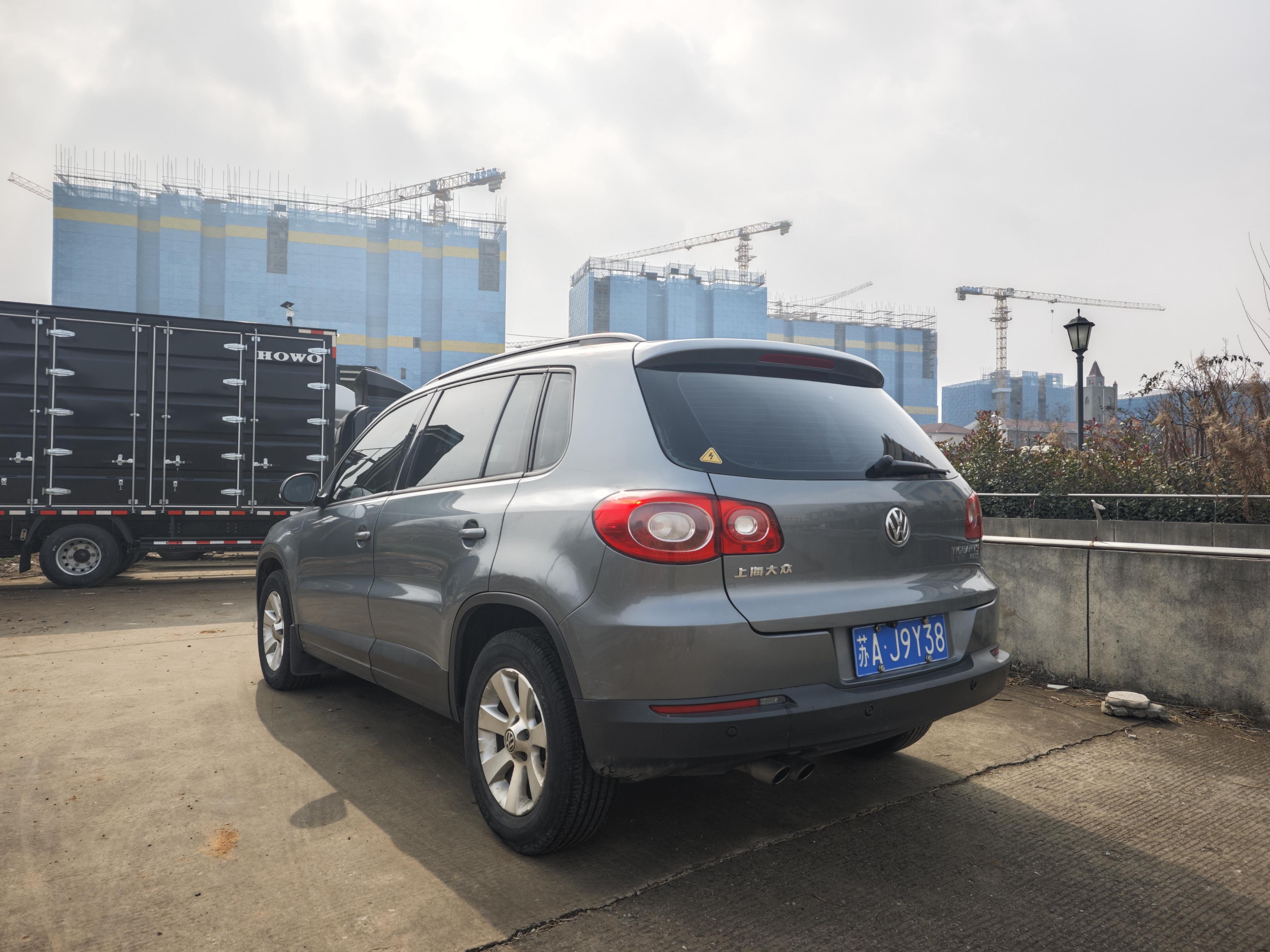 Volkswagen Tiguan 2013 thumb 3