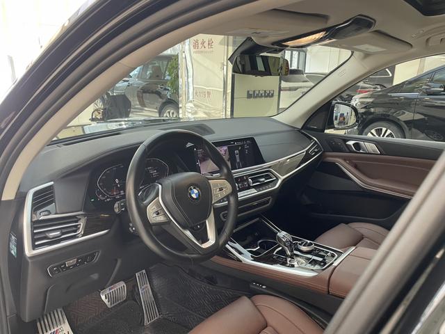 BMW X7 2020 thumb 4