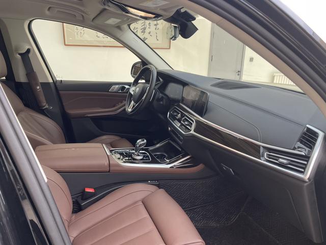 BMW X7 2020 thumb 7