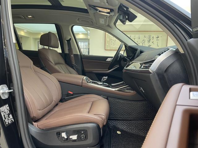 BMW X7 2020 thumb 8