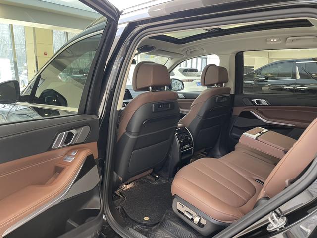 BMW X7 2020 thumb 9