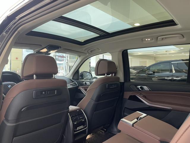 BMW X7 2020 thumb 12