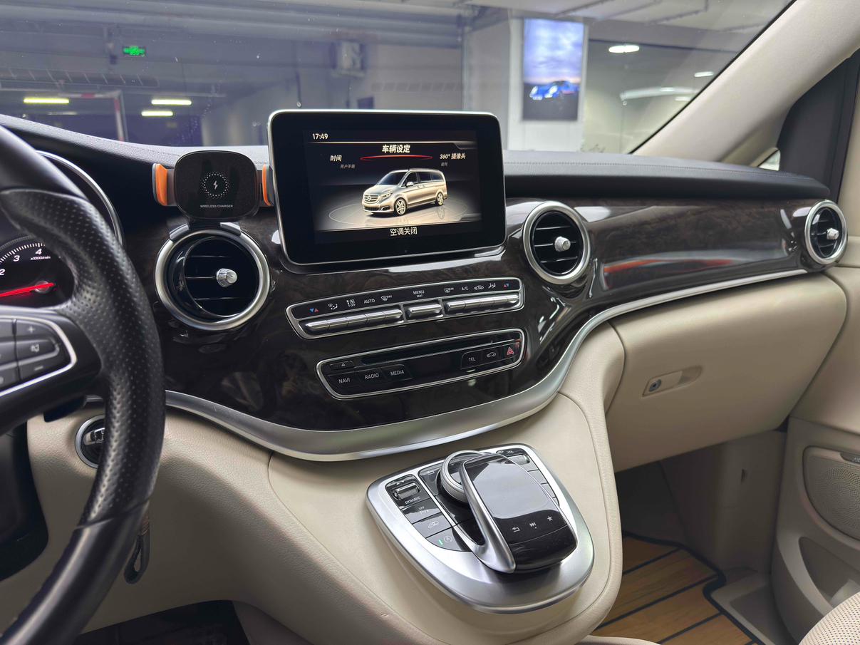 Mercedes-Benz V-Класс 2018 thumb 3