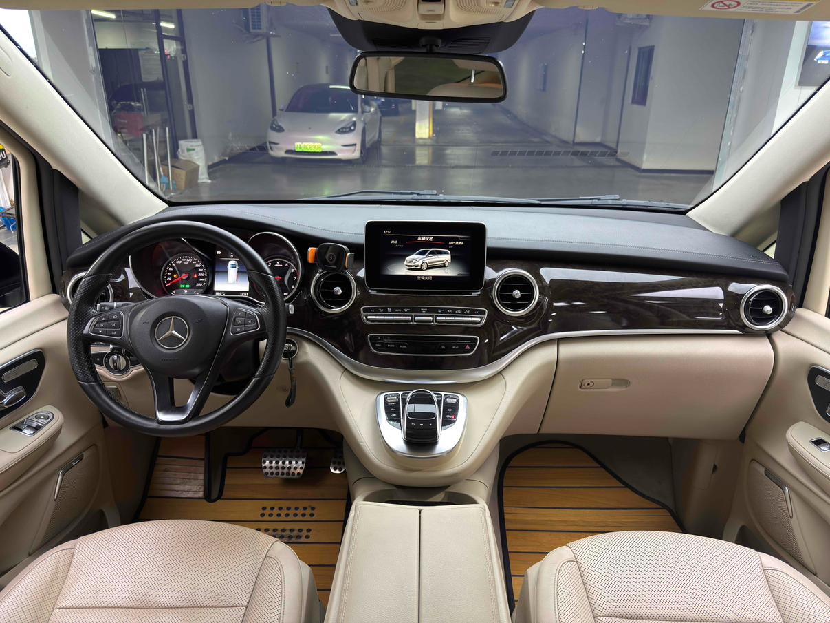 Mercedes-Benz V-Класс 2018 thumb 8