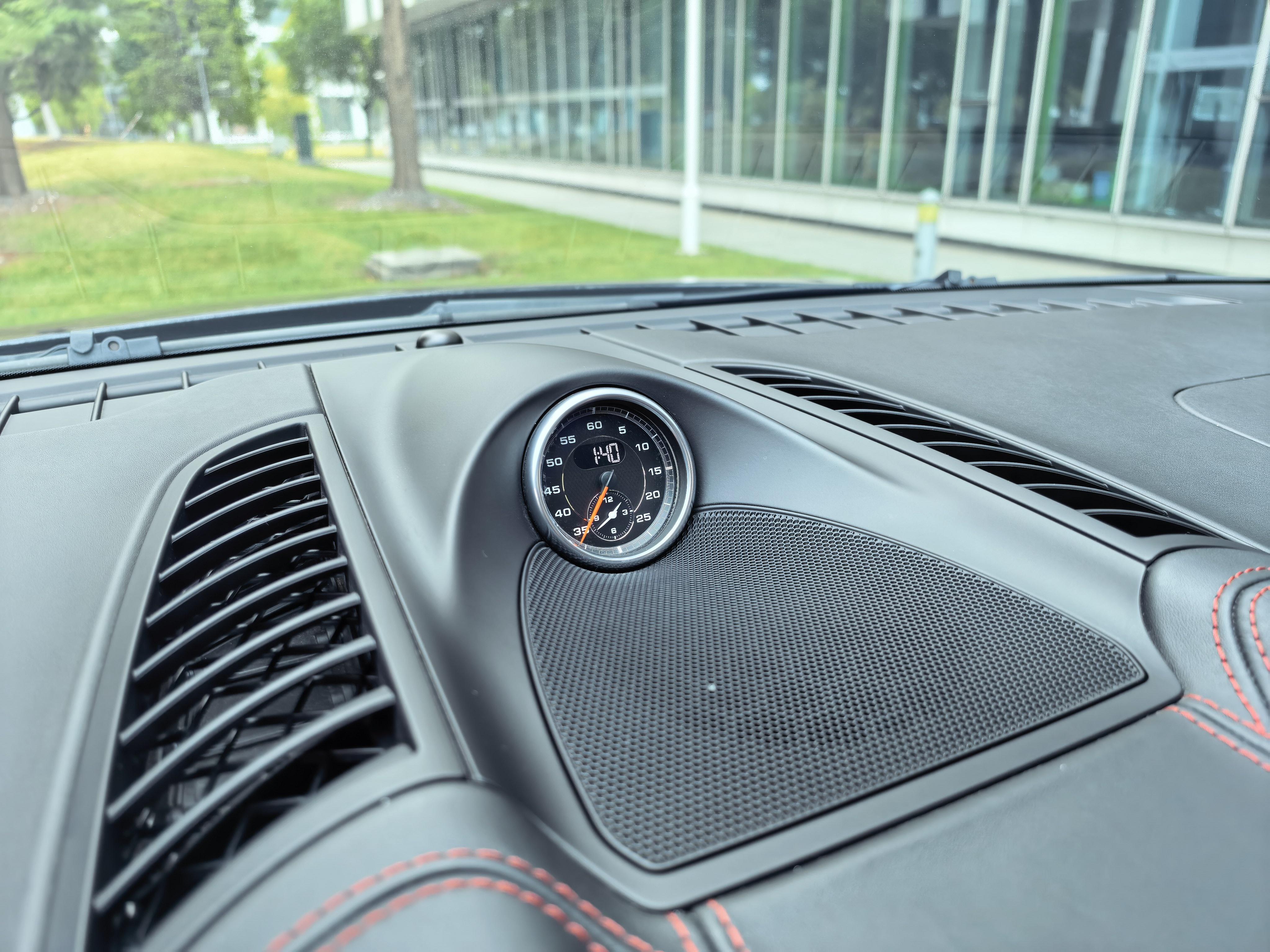 Porsche Cayenne 2017 thumb 8