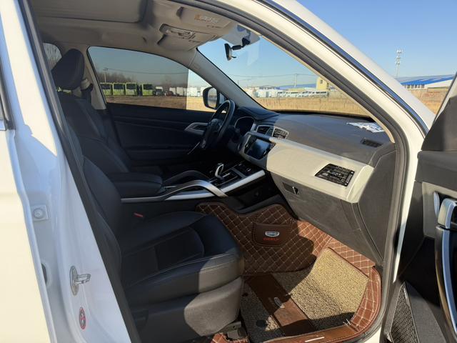 Geely Boyue 2020 thumb 6