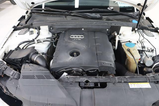 Audi A4 2014 thumb 5