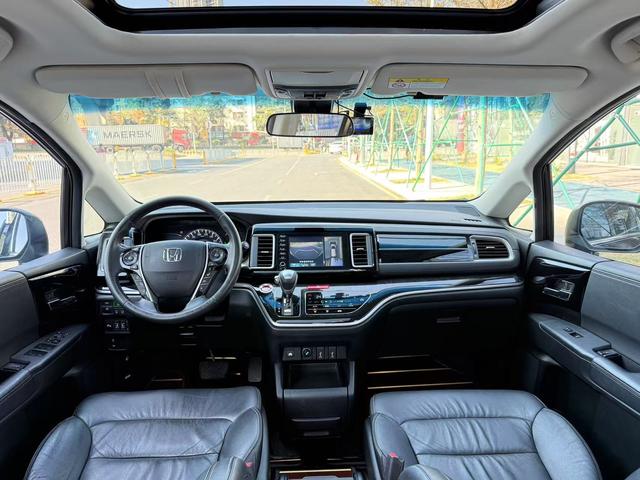 Honda Elysion 2019 thumb 7