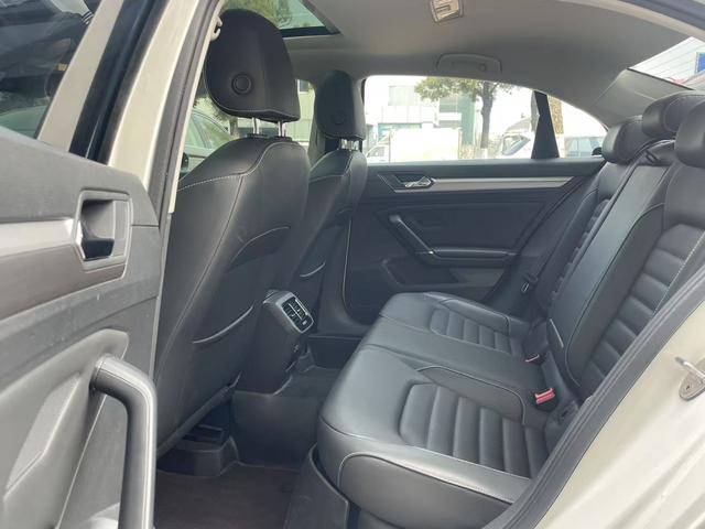 Volkswagen Lamando 2019 thumb 2