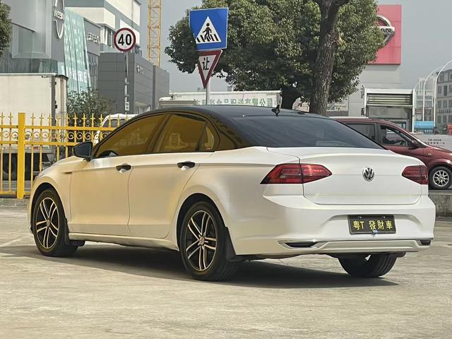 Volkswagen Lamando 2019 thumb 5