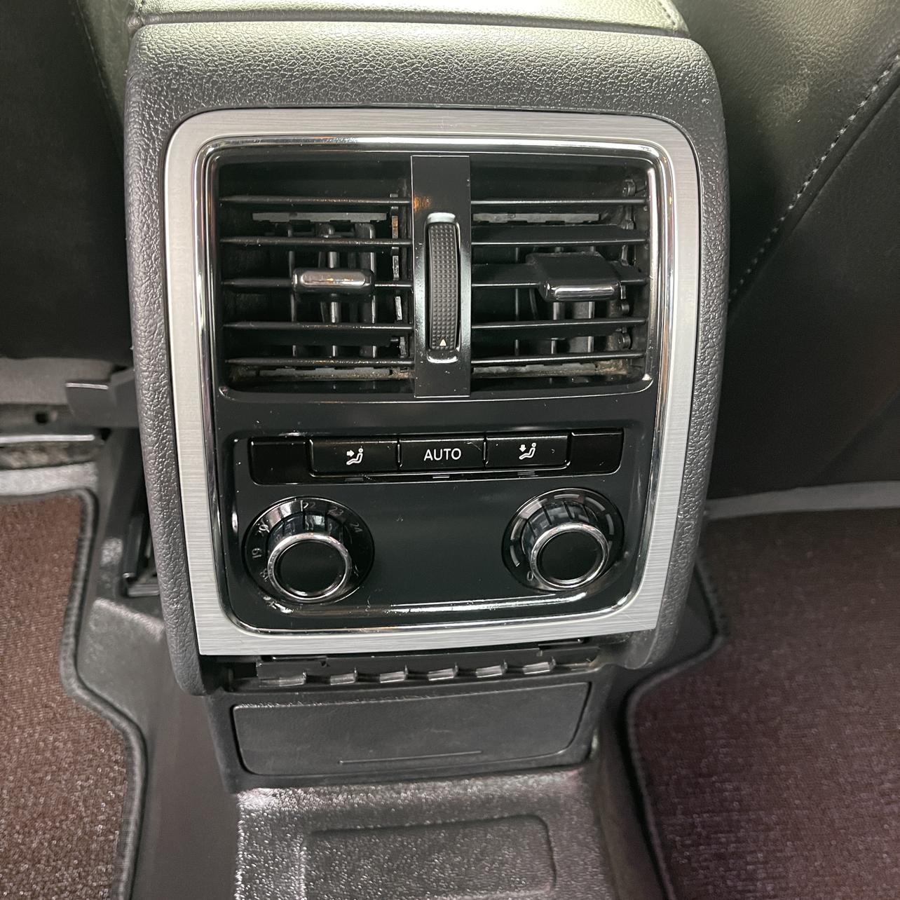Volkswagen Passat 2011 thumb 7