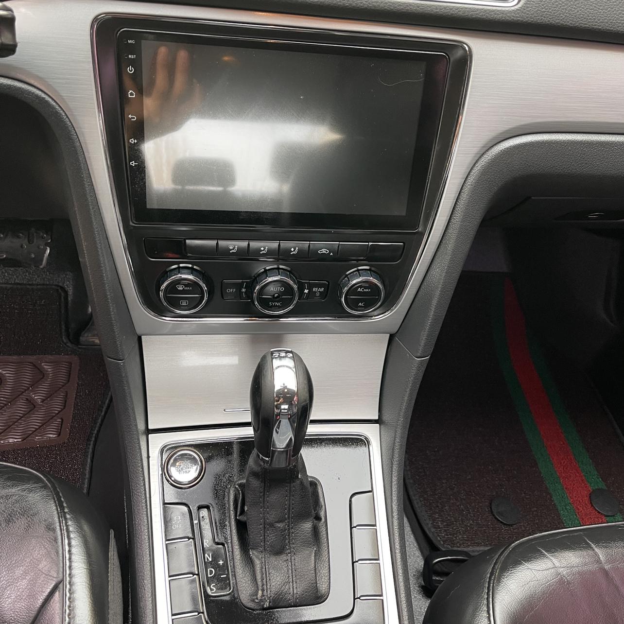 Volkswagen Passat 2011 thumb 10