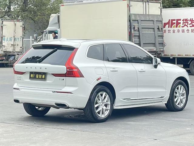 Volvo XC60 2021 thumb 6