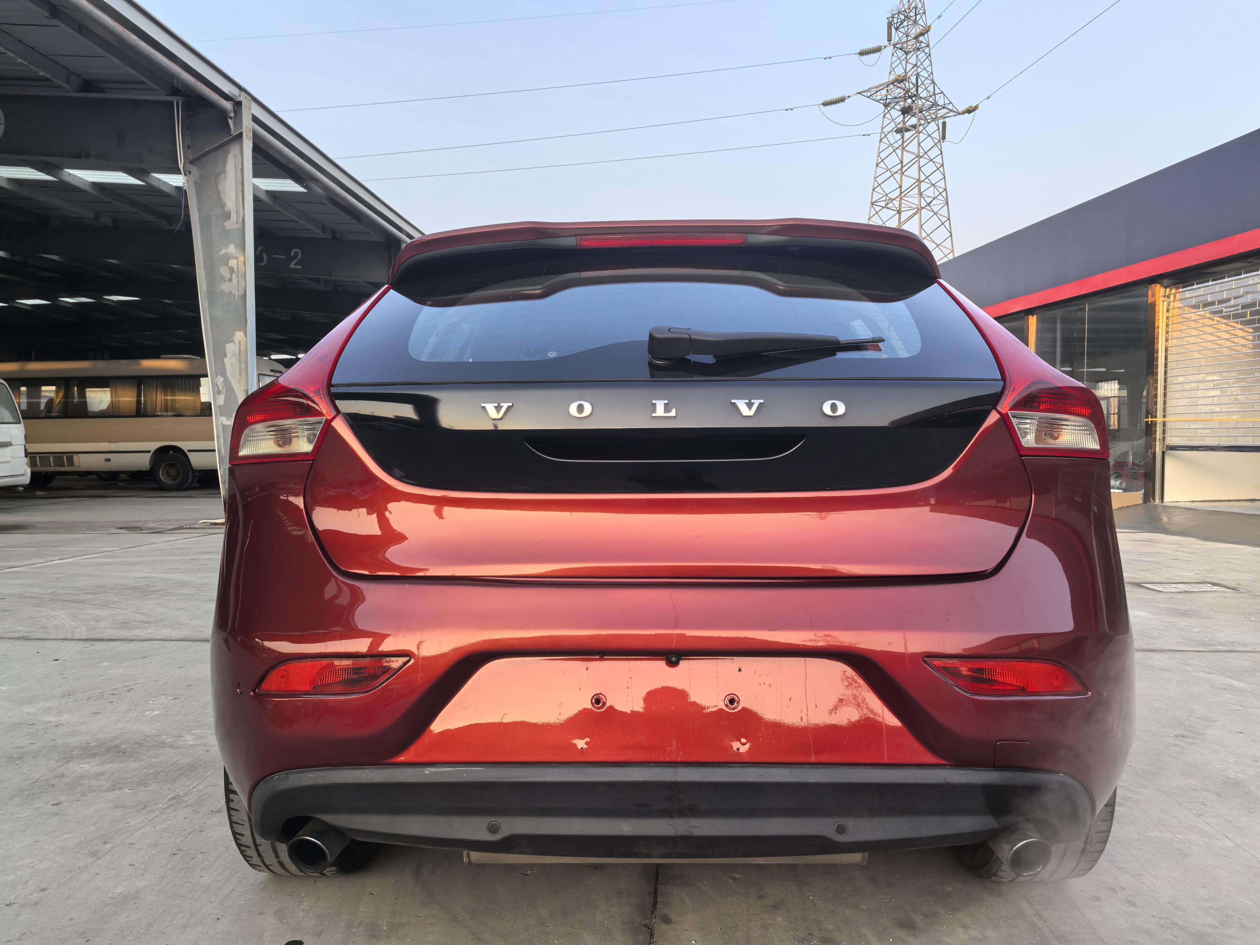 Volvo V40 2014 thumb 3