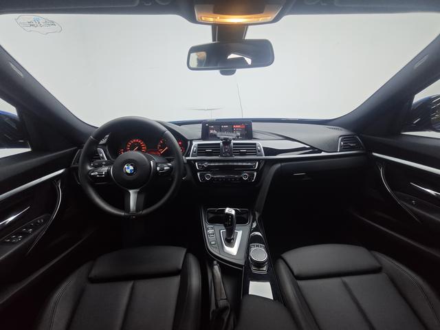BMW 3 серии 2019 thumb 12