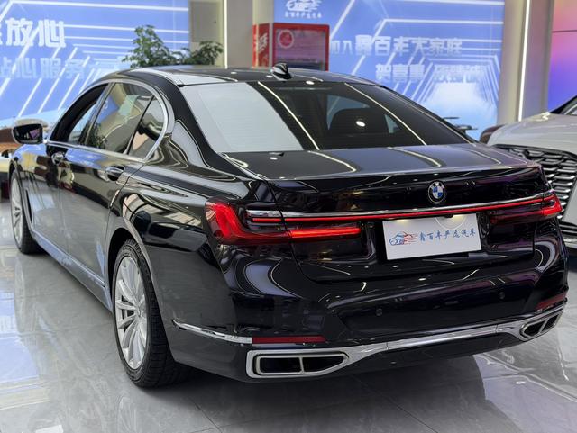 BMW 7 серии 2019 thumb 5