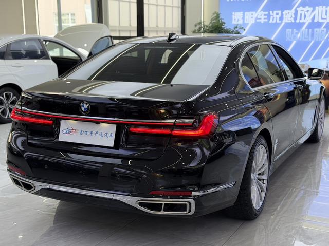 BMW 7 серии 2019 thumb 7