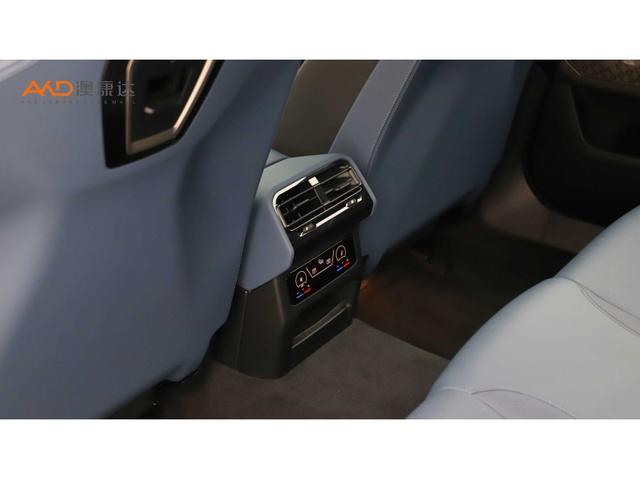 BMW 5 серии 2024 thumb 6
