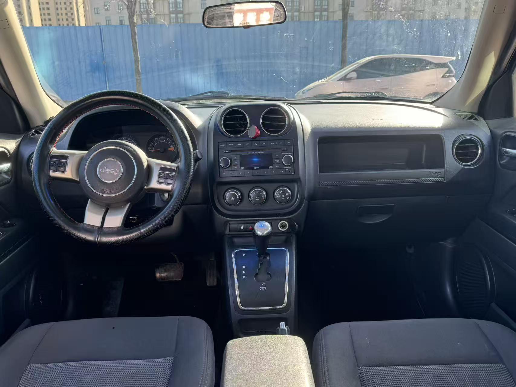 Jeep Cherokee 2013 thumb 5