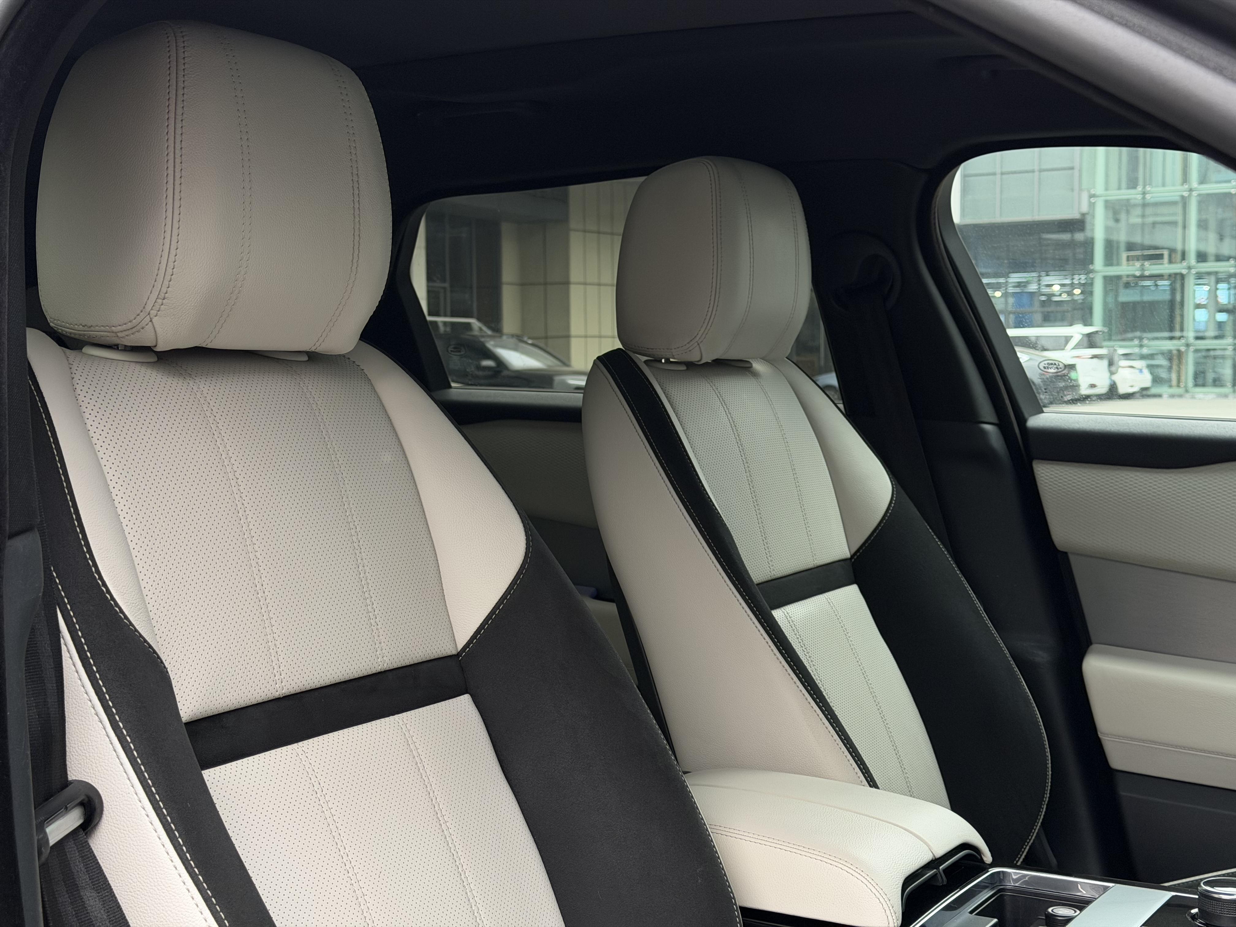 Land Rover Range Rover Evoque 2018 thumb 7