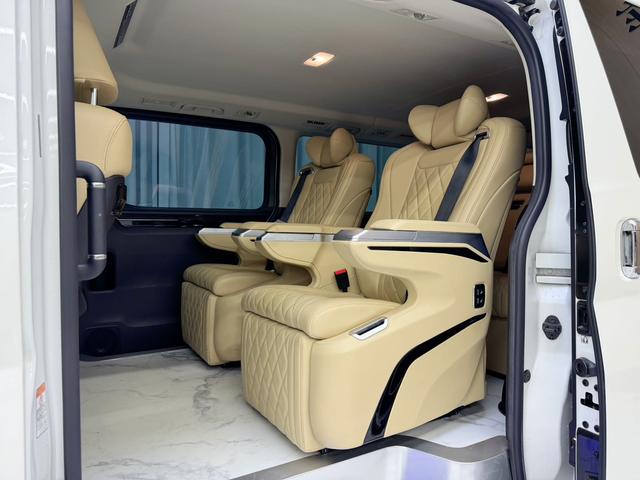Toyota Granvia 2023 thumb 7