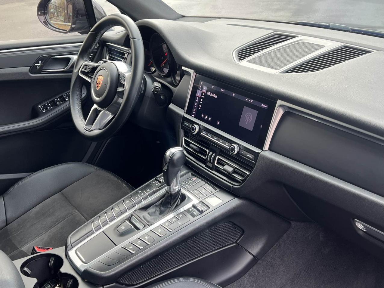 Porsche Macan 2019 thumb 12