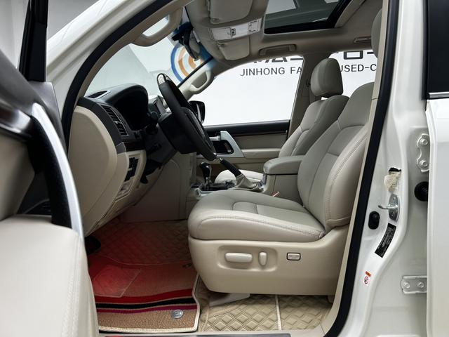 Toyota Land Cruiser 2019 thumb 4