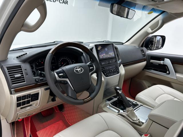 Toyota Land Cruiser 2019 thumb 5