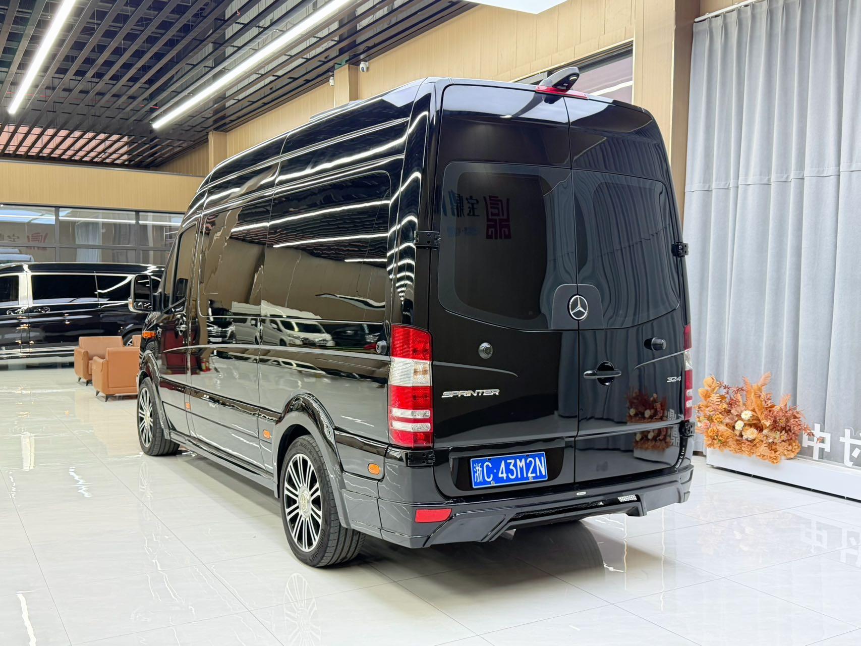 Mercedes-Benz Sprinter 2019 thumb 3