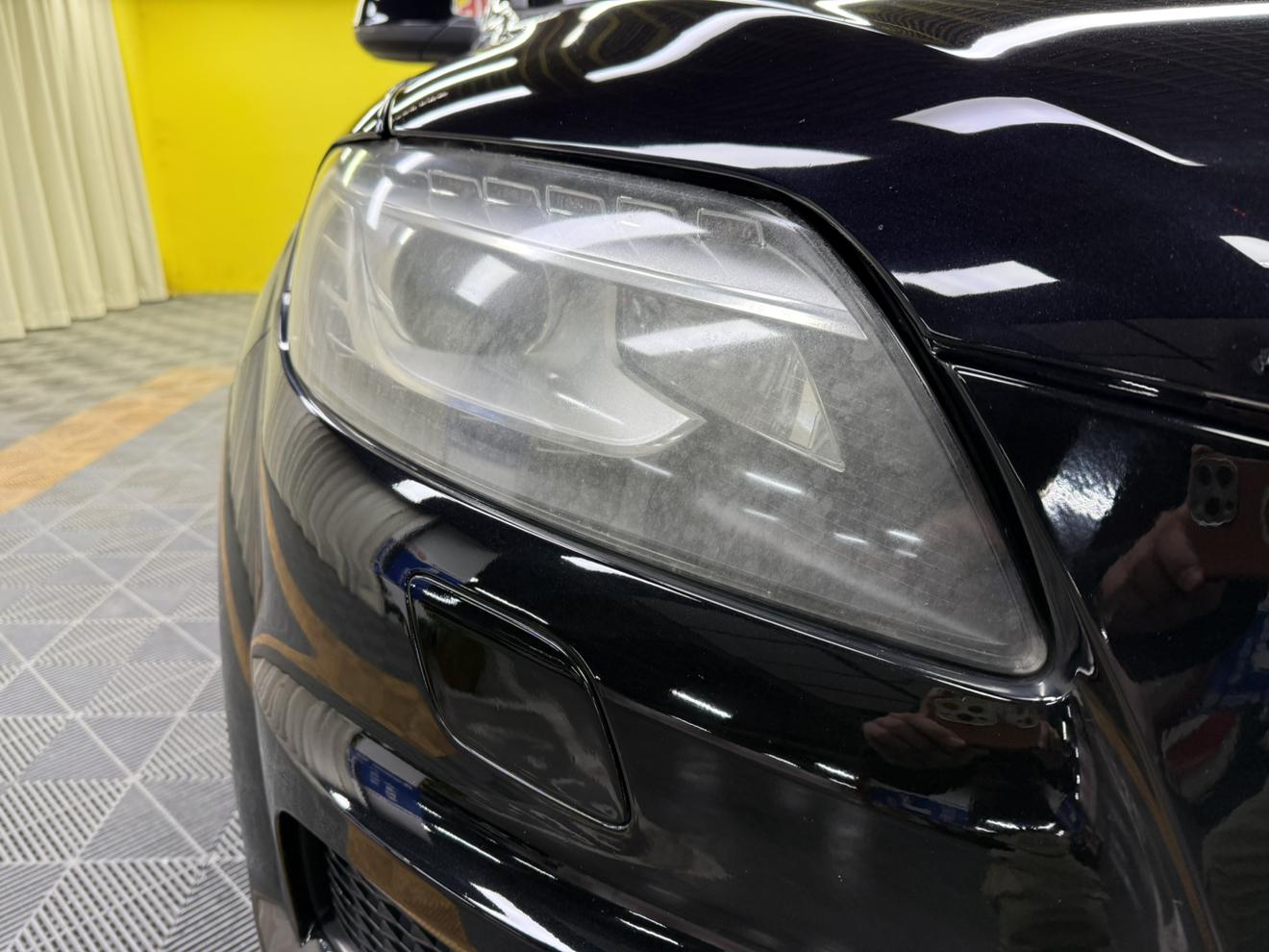 Audi Q7 2014 thumb 10