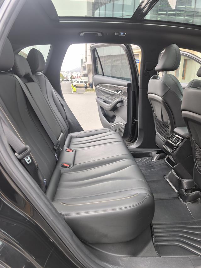 Geely Xingyue L 2024 thumb 6