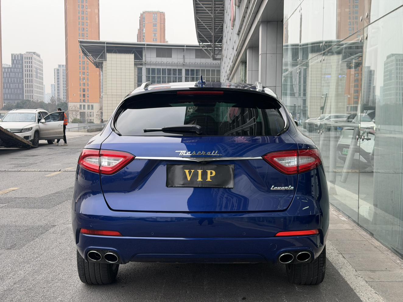 Maserati Levante 2017 thumb 3